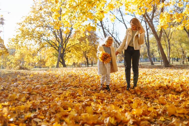 Outdoor-Aktivitäten Kinder Herbst