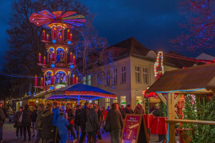 Weihnachtsmarkt Blauer Lichterglanz Potsdam