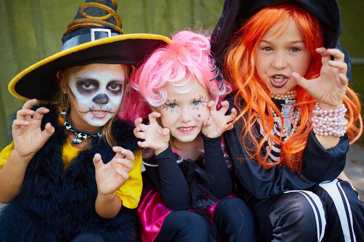 Halloween Kinder